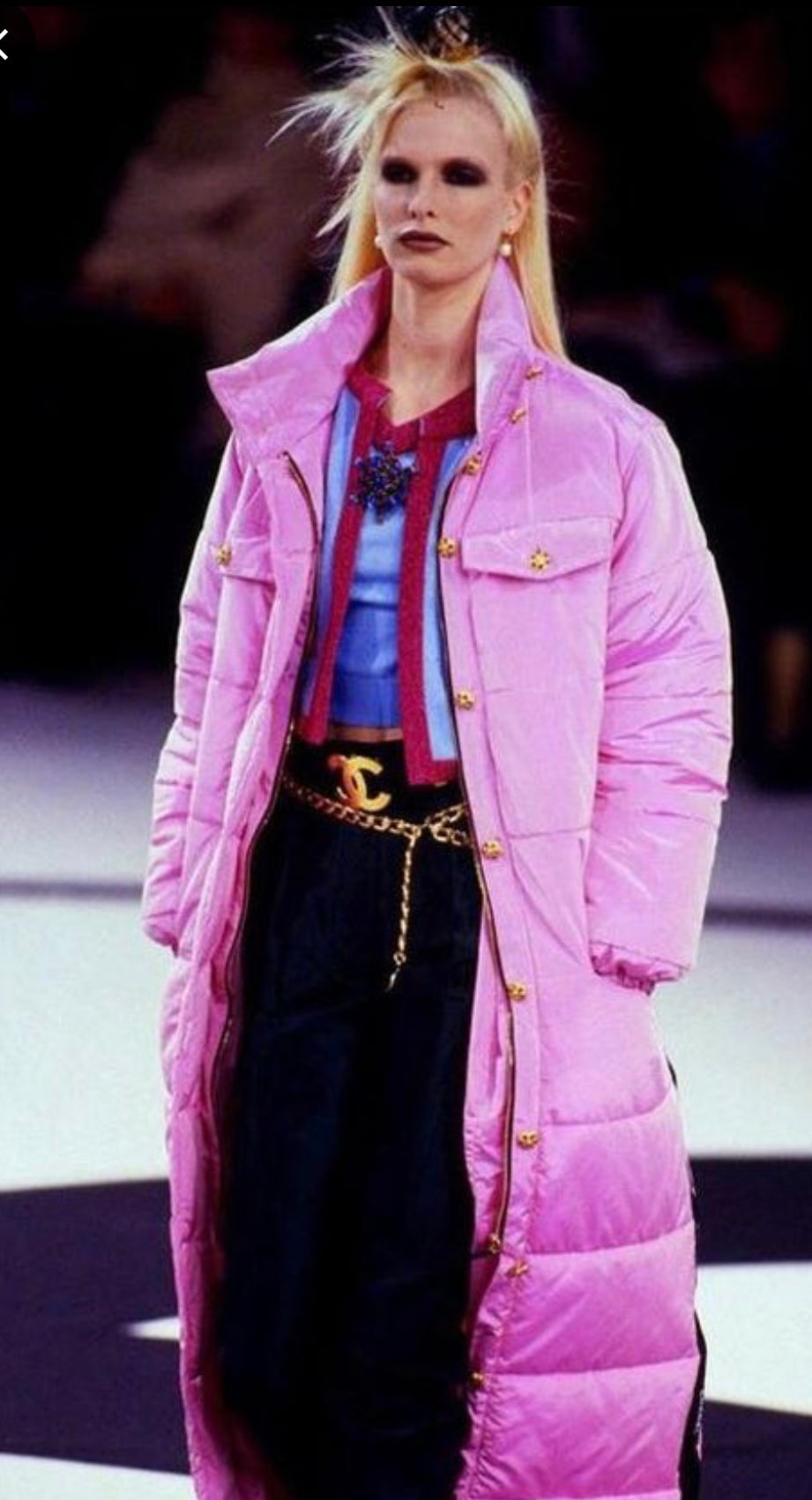 Chanel Rare Vintage Chanel by Karl Lagerfeld pink silk puffer coat with Gripoix buttons, fw 1996 - 38 Coat - Used fashion item from Top Quality Luxury Designers Bag