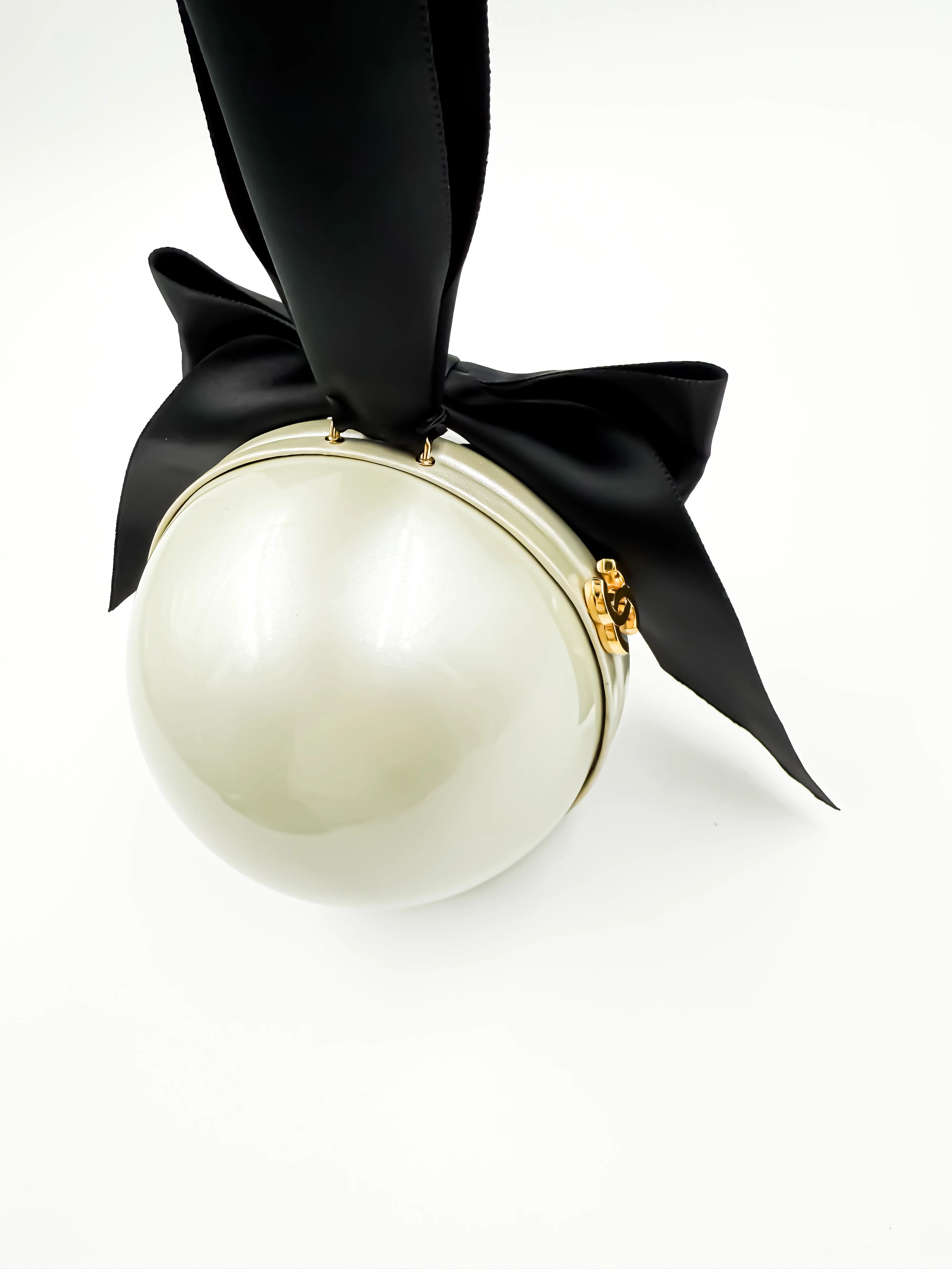 Chanel 2005 Pearl Minaudière – First Edition Sphere Clutch