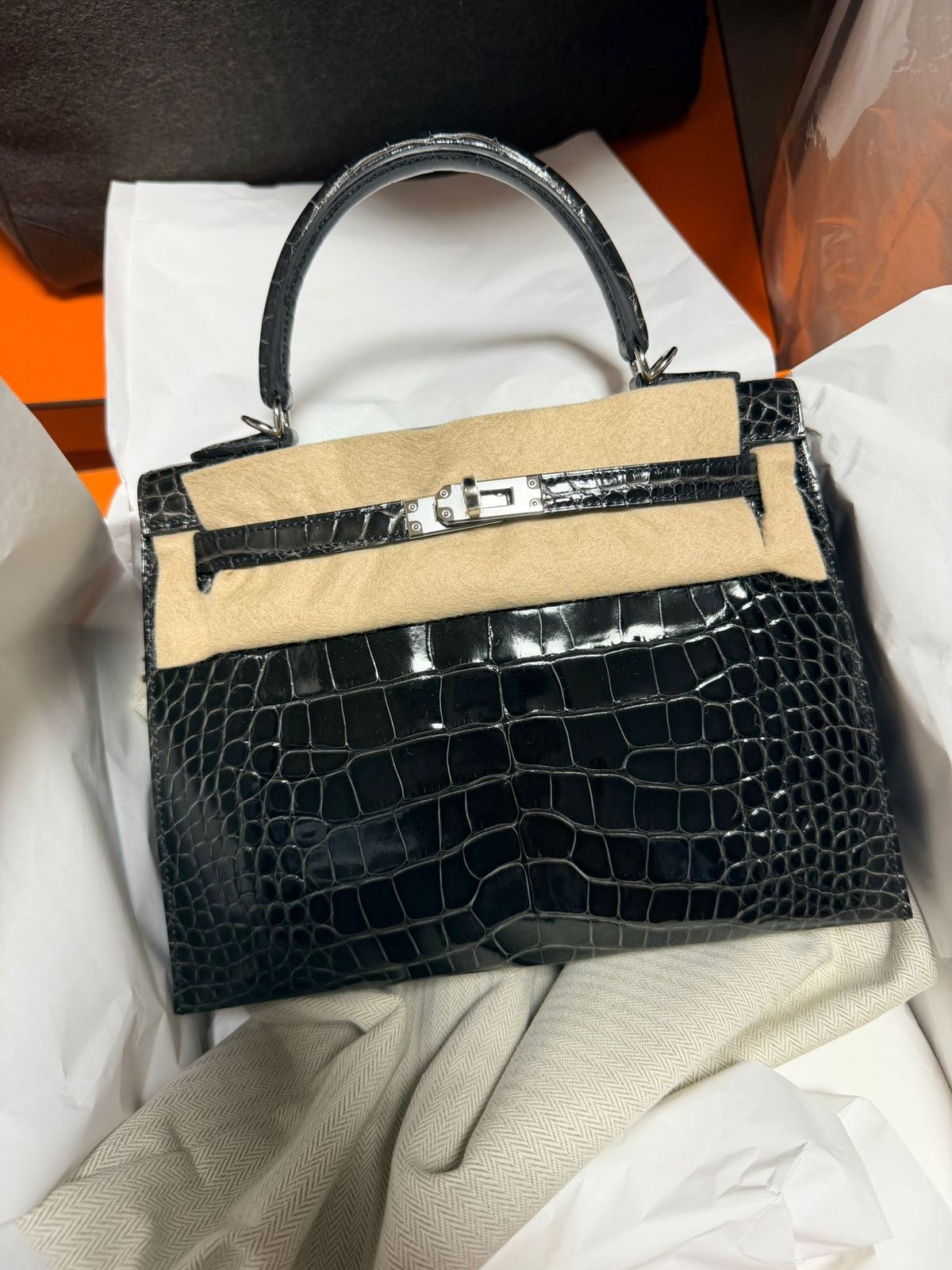 Hermes Kelly 25 Graphite Shiny Alligator Palladium hardware