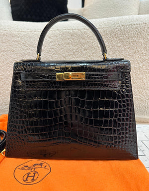 Hermès Kelly Sellier 28 Black Shiny Crocodile Gold Hardware