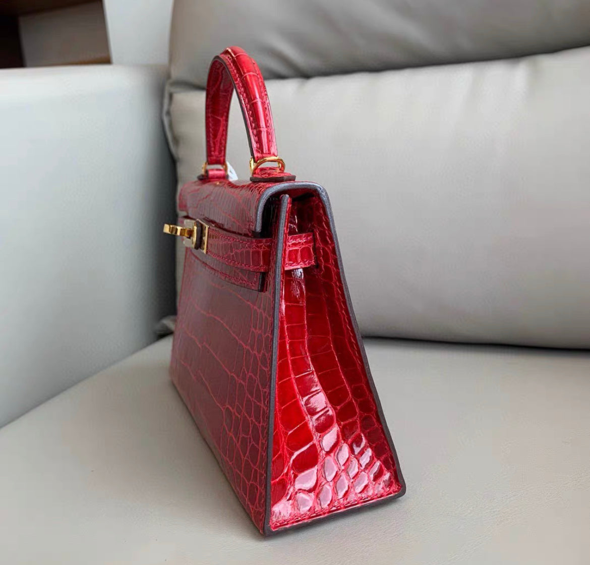 Hermès Mini Kelly Braise Shiny Crocodile Gold Hardware