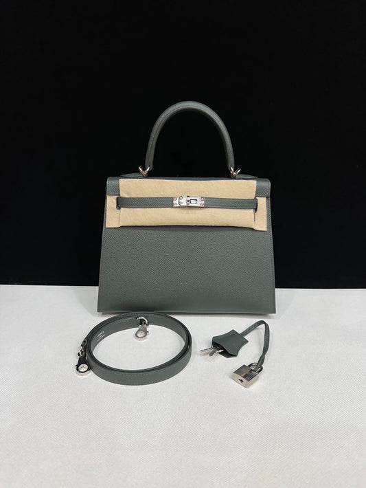 Hermes Kelly 25 Green Vert Mangrove Epsom leather palladium hardware