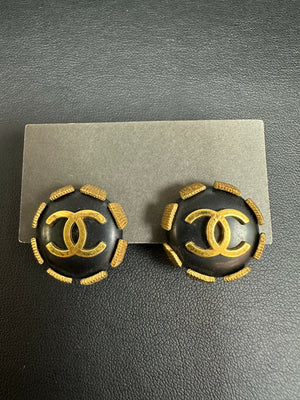 Chanel Vintage 94 Gold Plated  Resin Buckle CC in Black and Gold Clip-on Earrings
