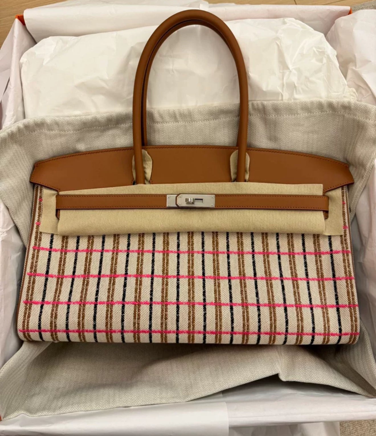 Hermes Birkin Shoulder Light 39 Broderie fve-rse pop-noir/gold Toile H Palladium hardware