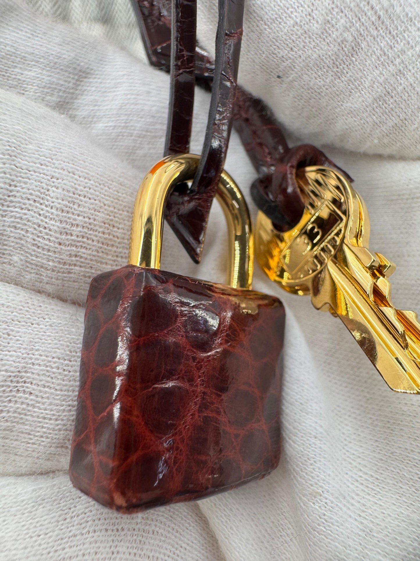 Hermes Birkin 25 Rouge Bordeaux Burgundy shiny crocodile leather gold hardware