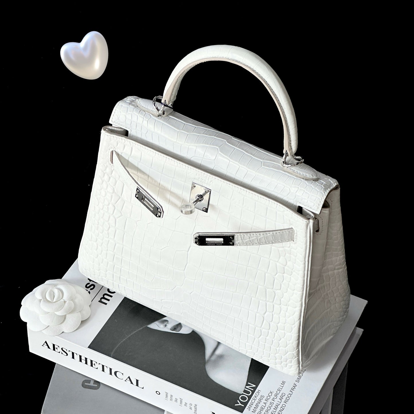 Hermès Kelly Sellier 25 Q3 Crème Porosus Crocodile Matte with Palladium Hardware K Stamp