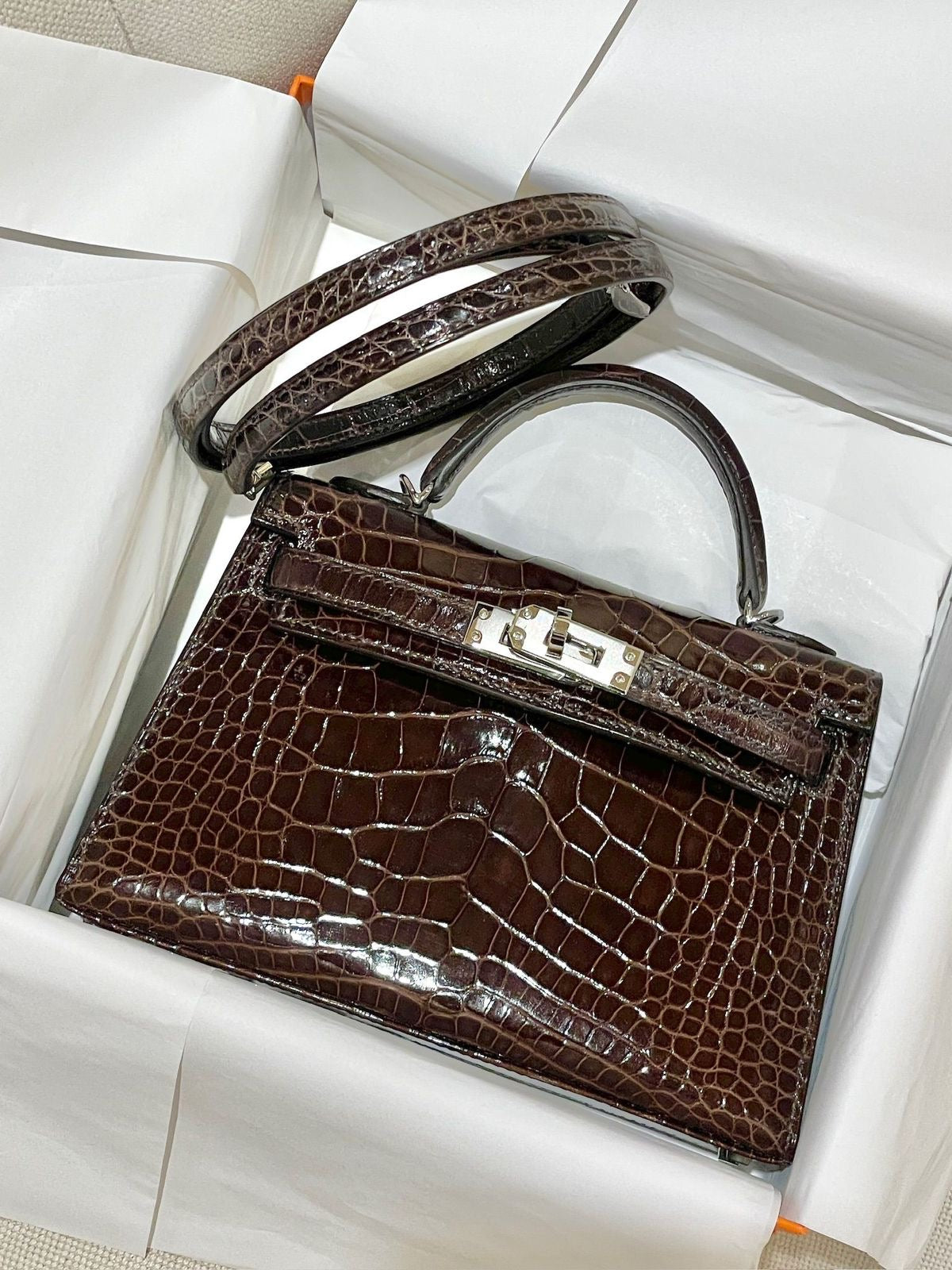 Hermes Mini Kelly 20 Havane Shiny Alligator Palladium Hardware