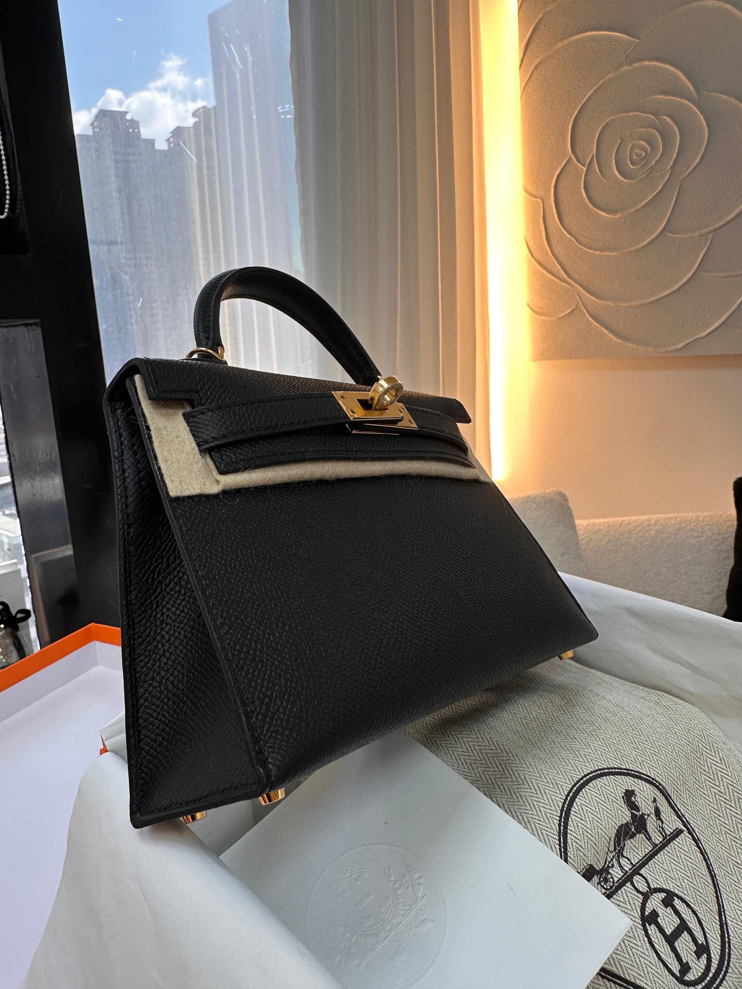 Hermès Kelly Black Epsom Mini Gold Hardware