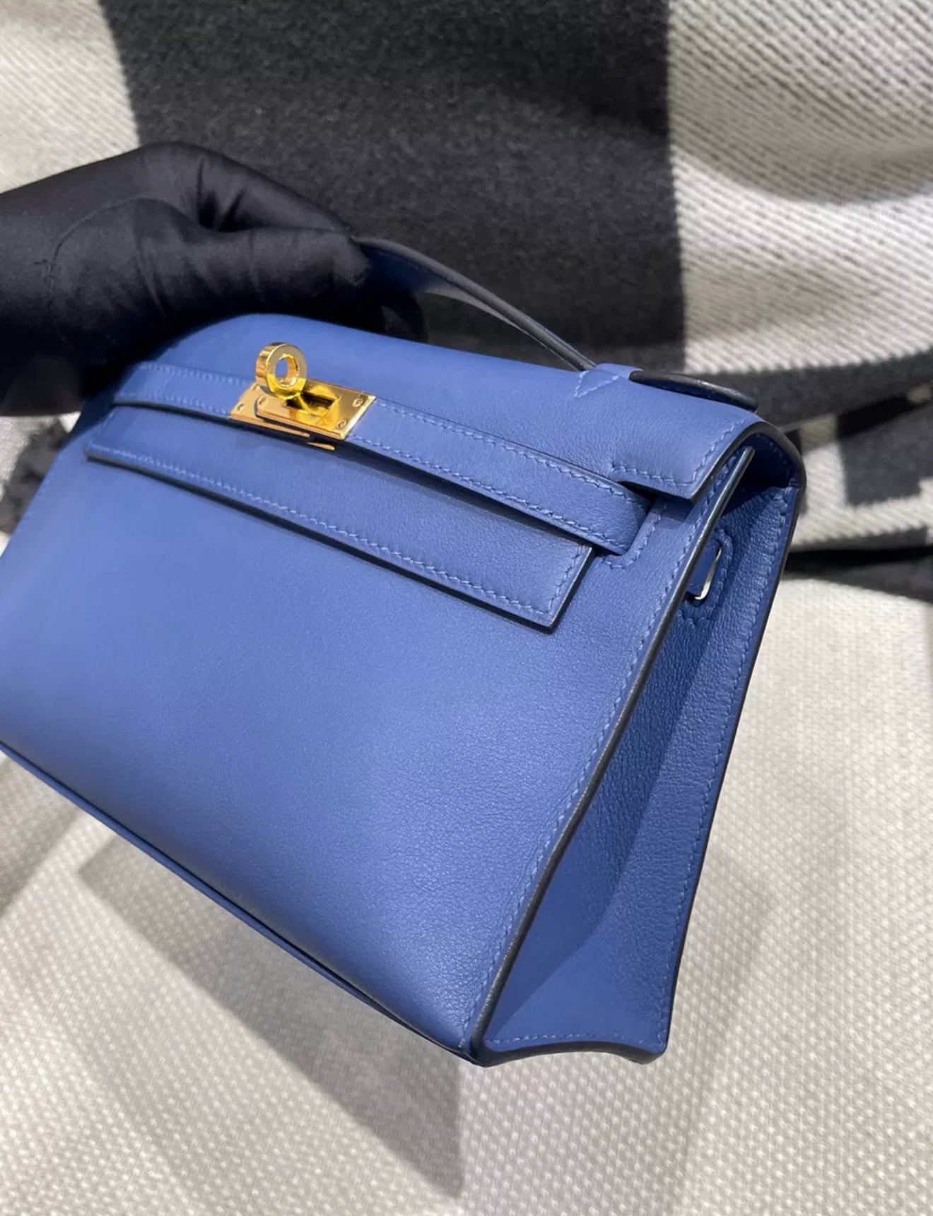 Hermès Kelly Pochette Blue de France Swift Leather Gold Hardware