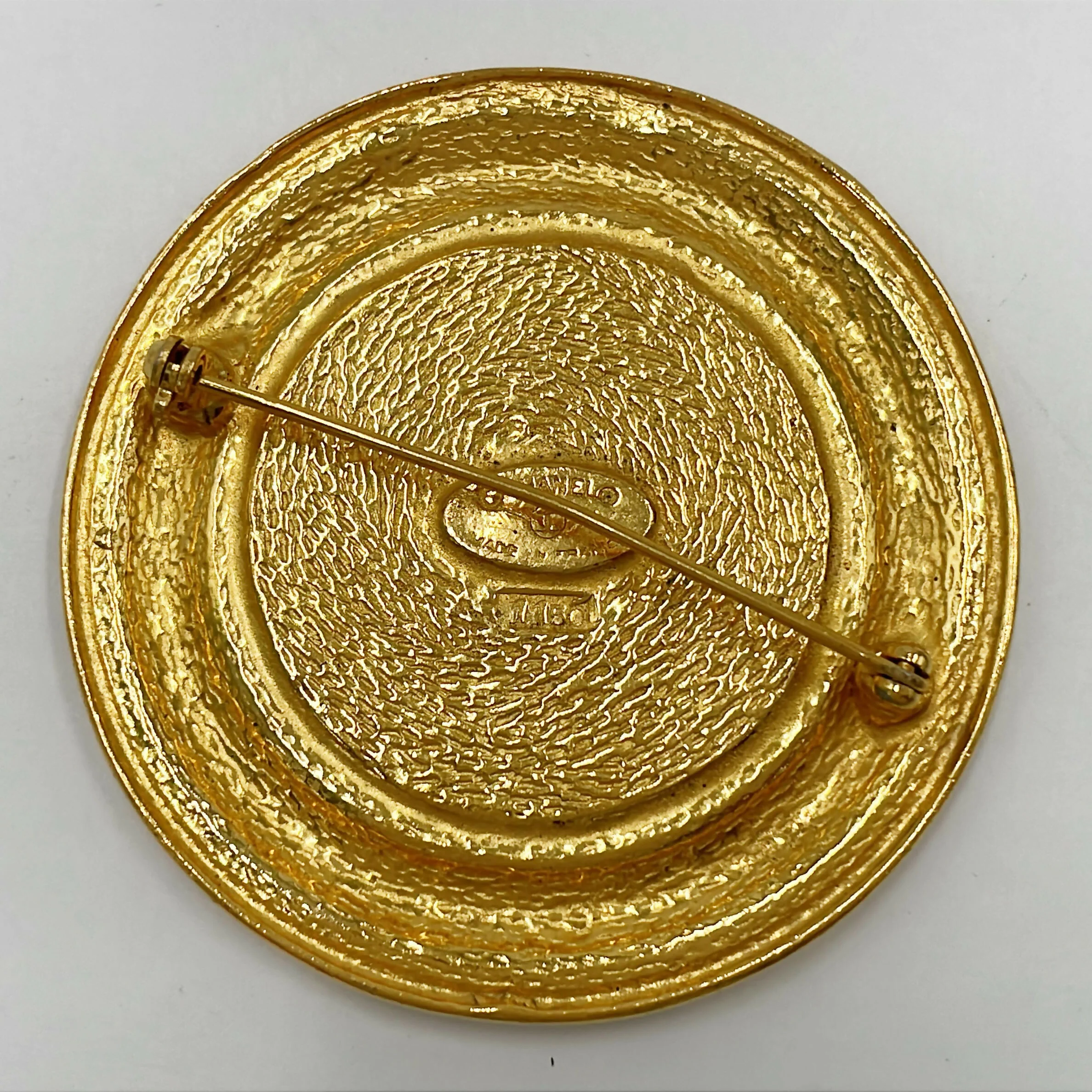 Chanel Vintage Gold Plated 31 Rue Cambon Medallion Booch