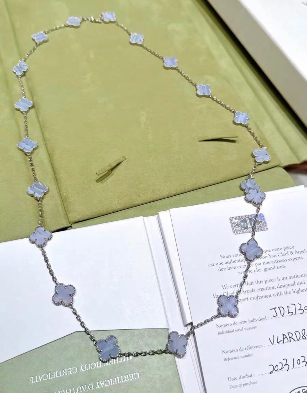 VCA Van Cleef  Arpels Vintage Alhambra long necklace, 20 motifs 18K white gold, Chalcedony 
Full set brand new