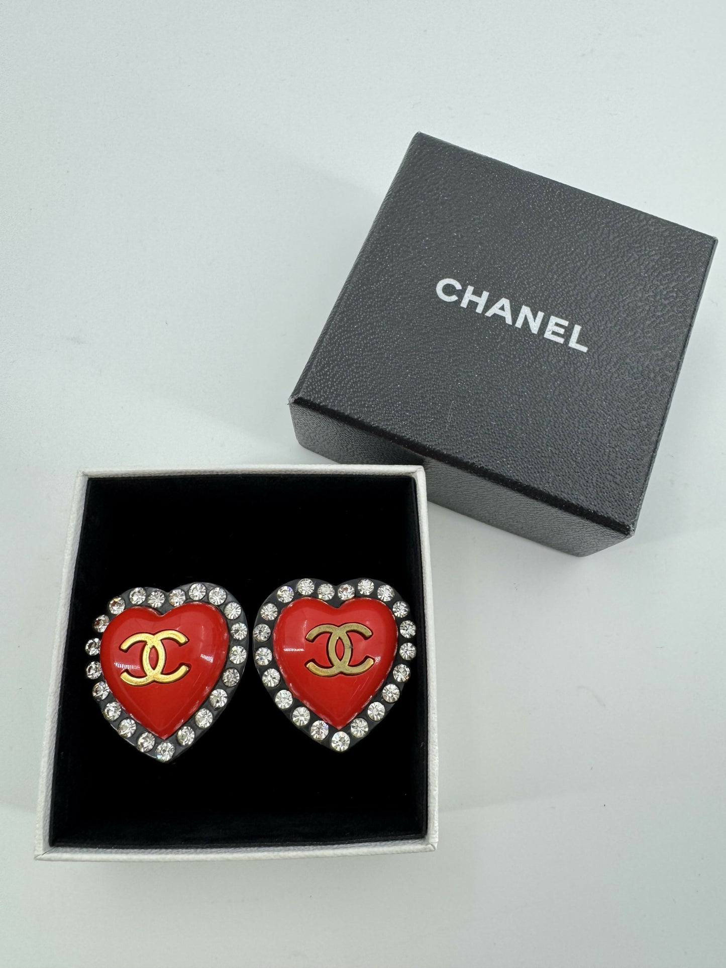 Chanel Vintage 95P Rhinestone  Gold Plated Heart-shaped Black and Red Clip-on Earrings