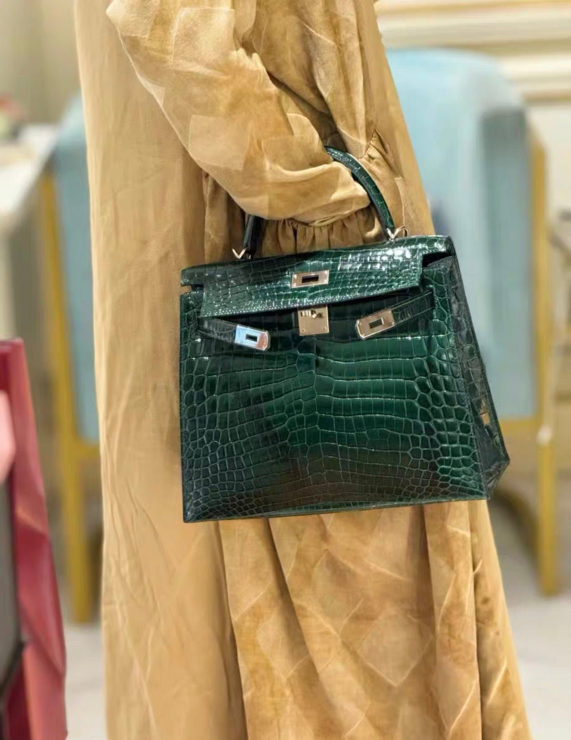 HERMÈS KELLY 28 SELLIER EMERALD SHINY CROCODILE PALLADIUM HARDWARE