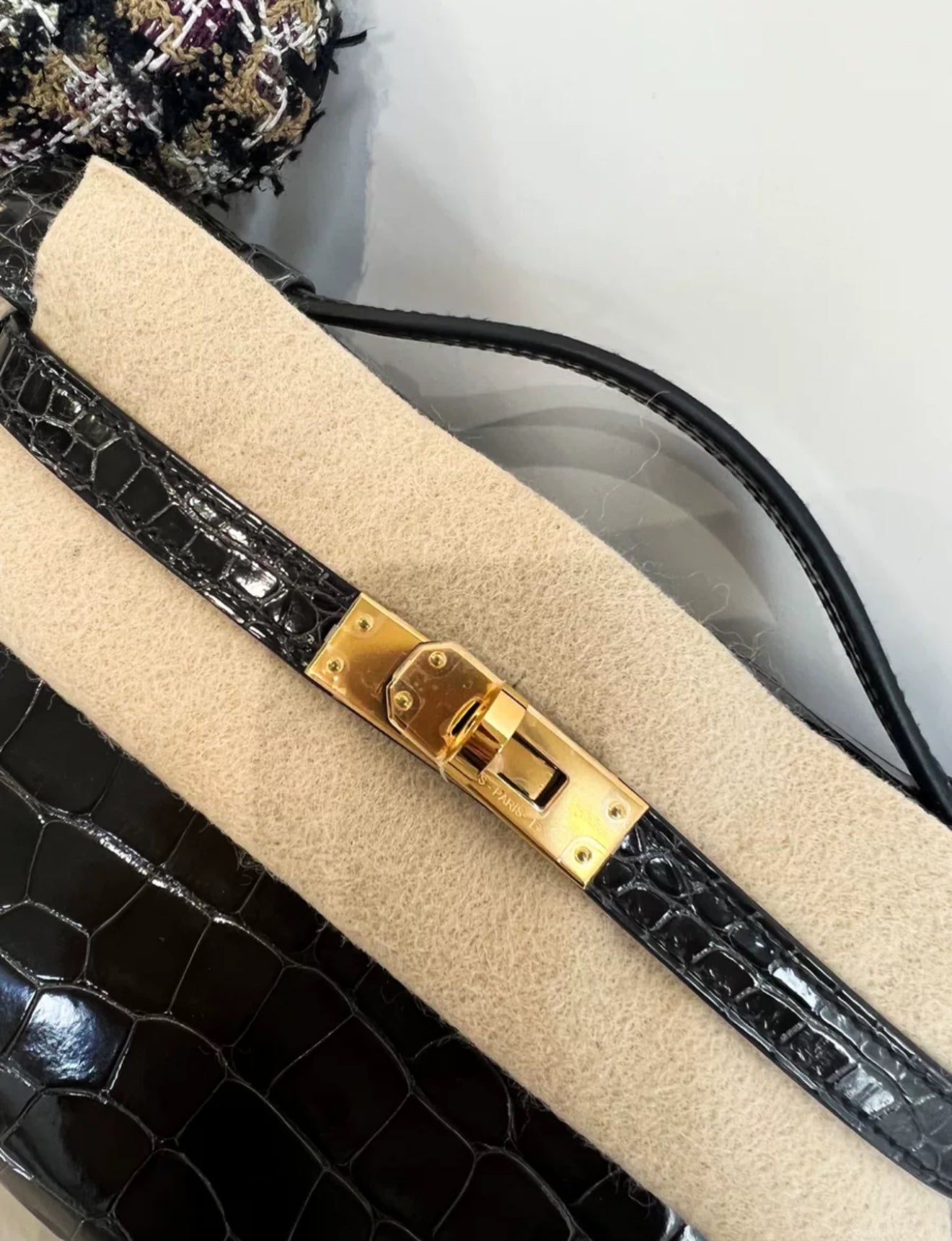Hermès Kelly Pochette Black Shiny Alligator Gold Hardware