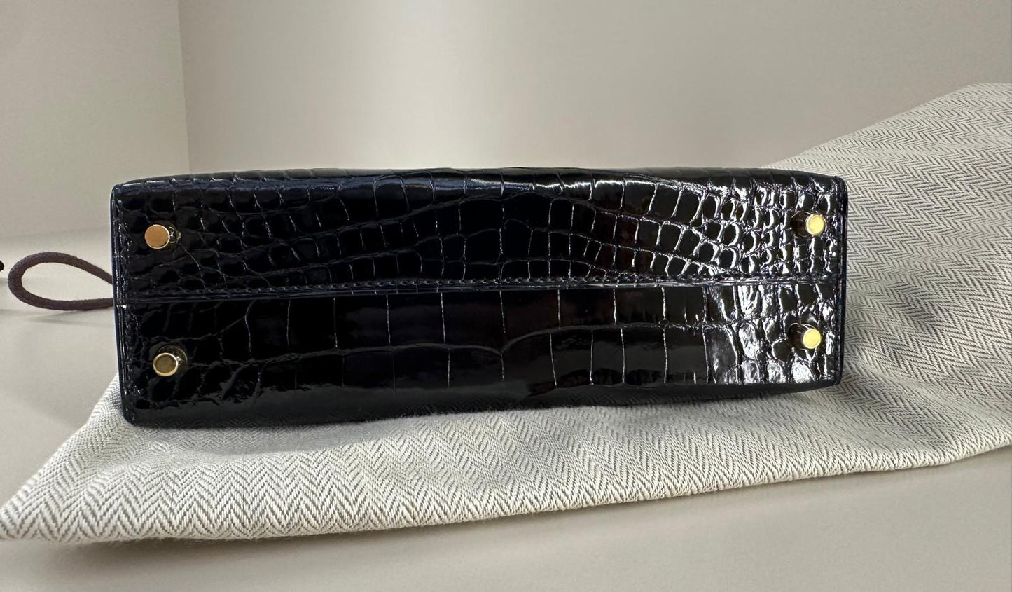 Hermès Mini Kelly Black Shiny Alligator Gold Hardware