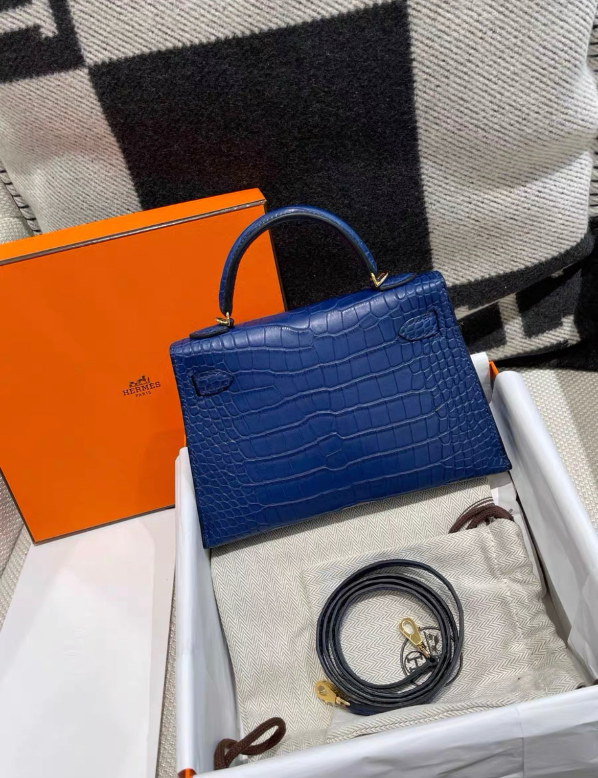 Hermès Mini Kelly 20 Blue Sapphire Blue Crocodile Matte Gold Hardware