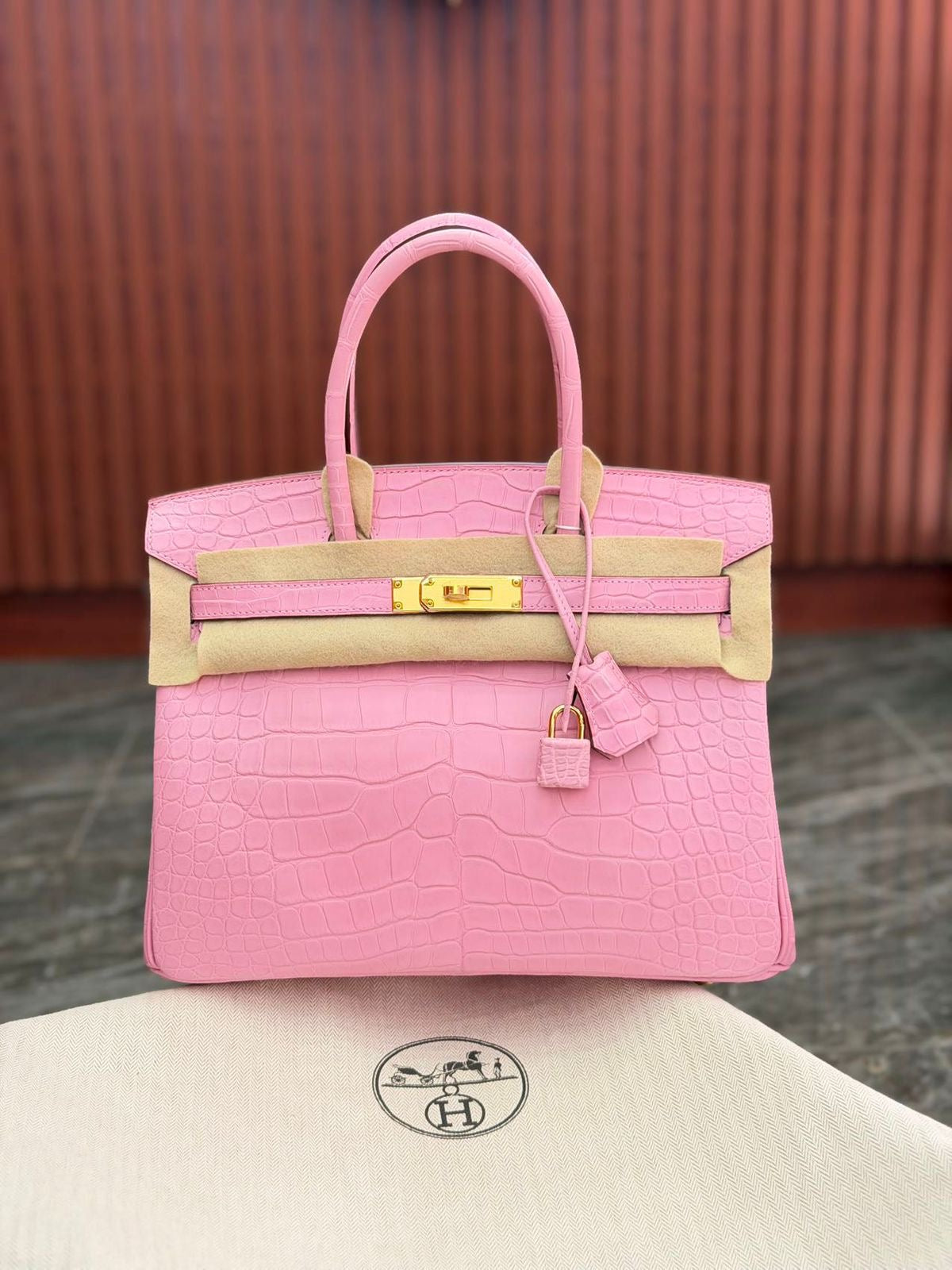 Hermes Birkin 30 Bubblegum Matte Alligator Gold hardware