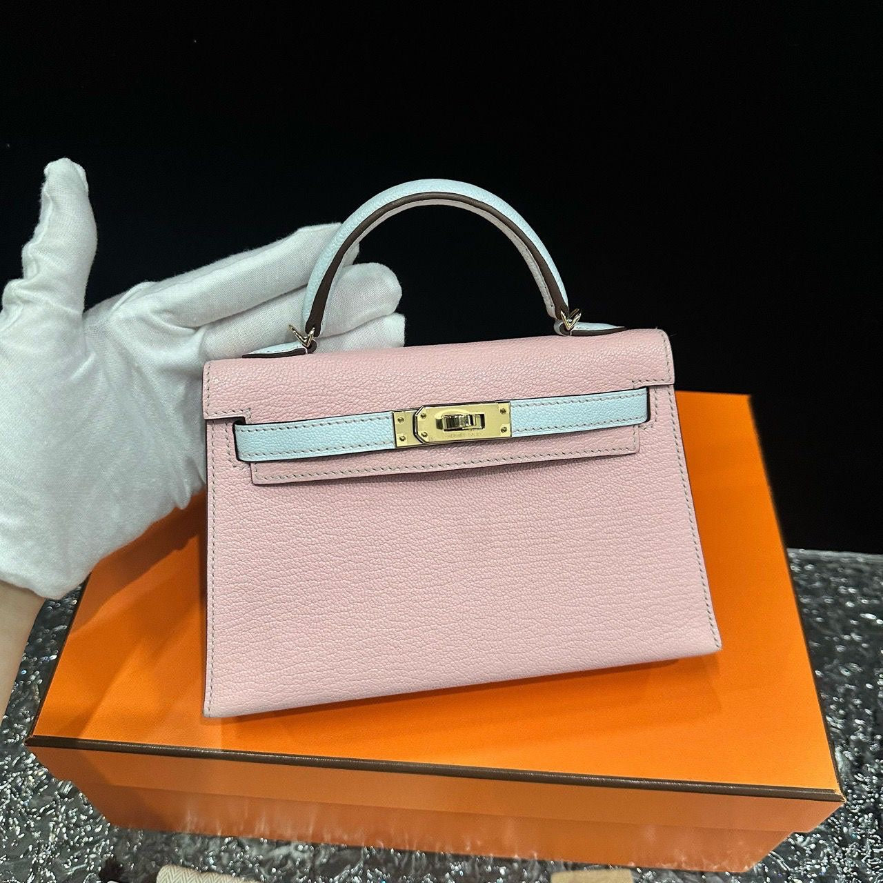 Hermes Mini Kelly II 20 Rose Sakura  Gris Perle Chèvre Gold Hardware