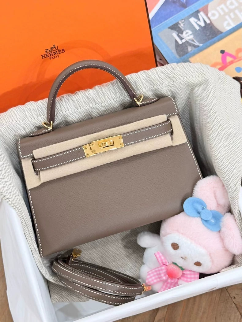 Hermès Mini Kelly 20 Etoupe Mad Leather Gold hardware