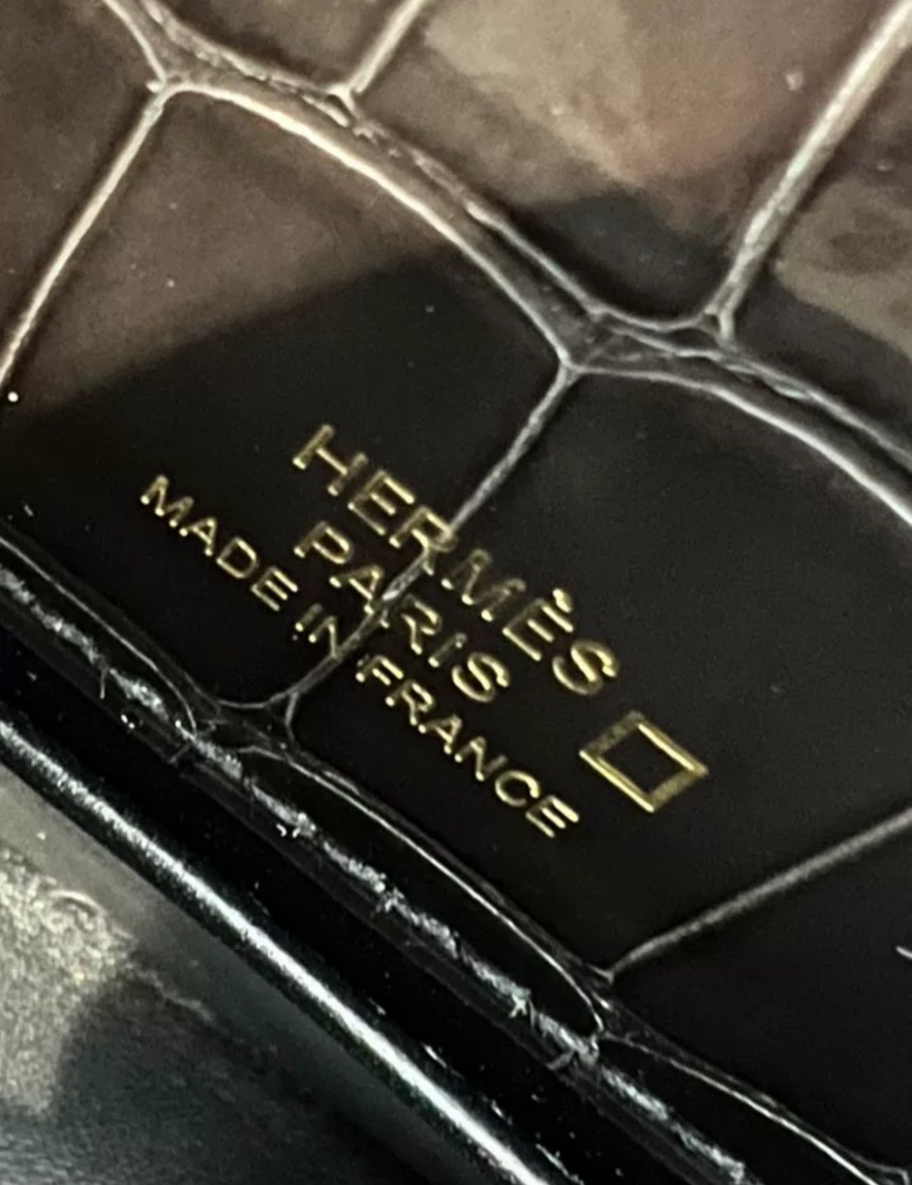 Hermès Kelly Pochette Black Shiny Alligator Gold Hardware