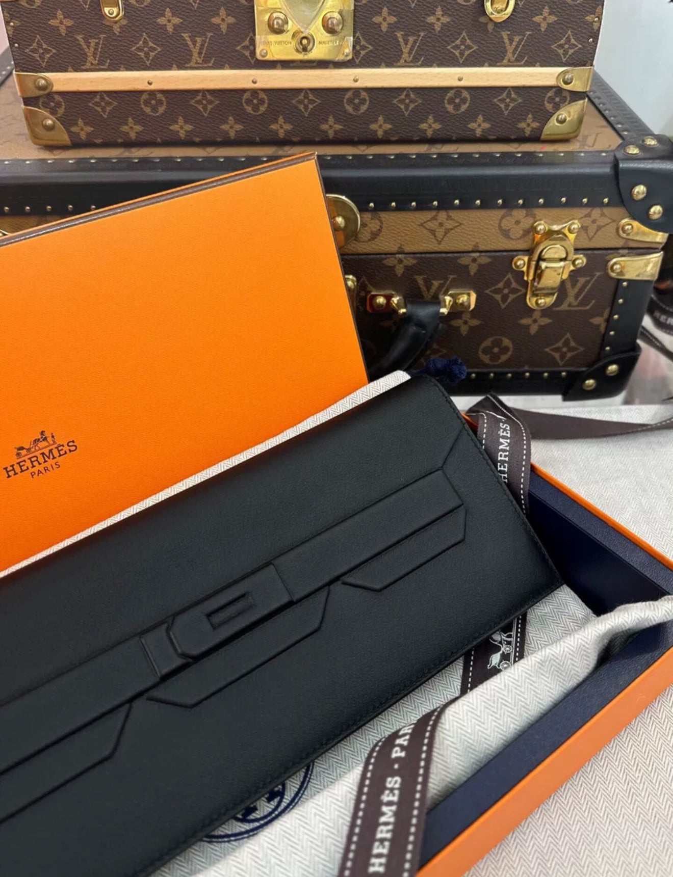 Hermès Kelly Cut Shadow Black Swift Leather