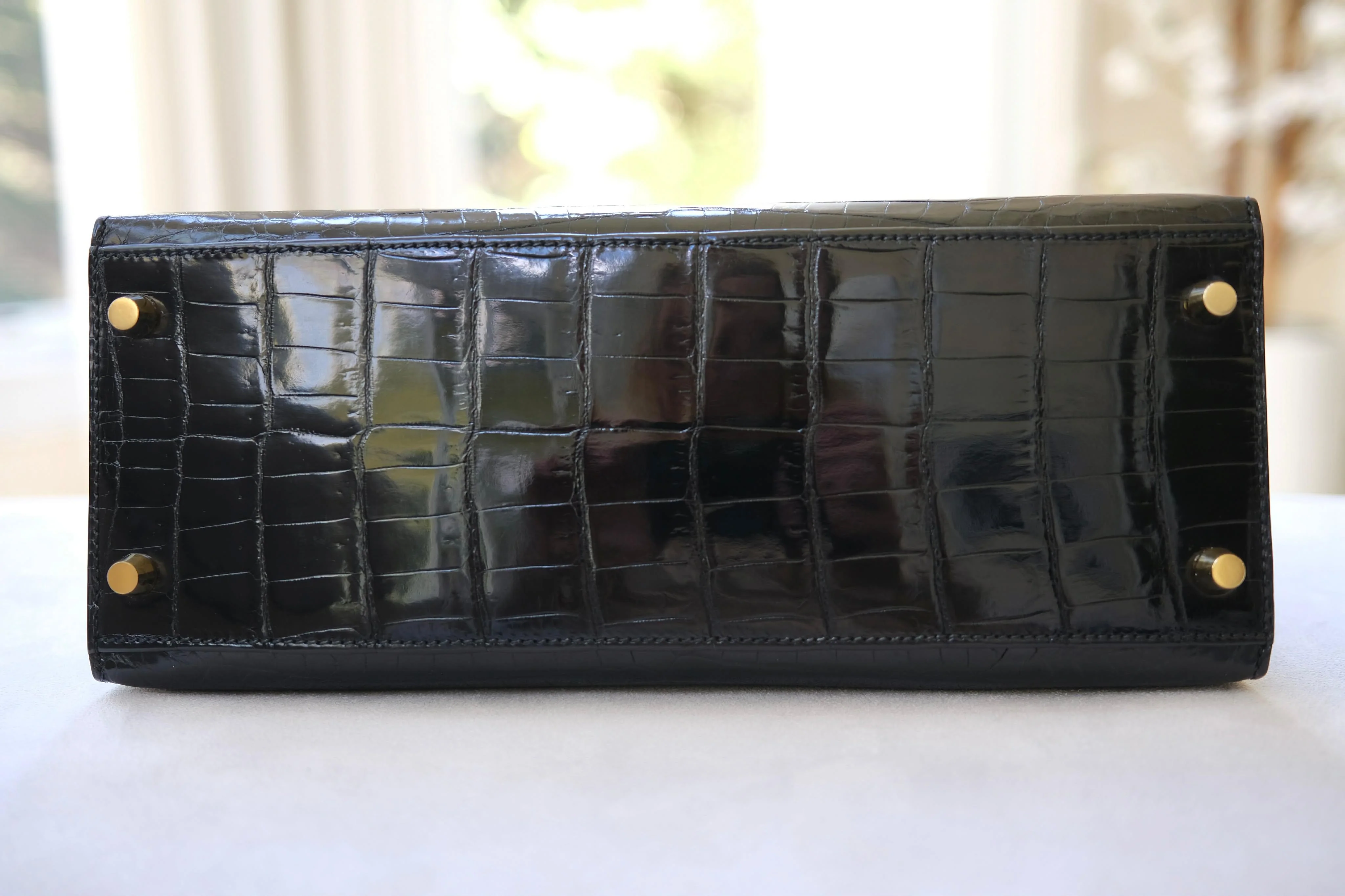 Hermes Kelly 28 Black Shiny Crocodile Leather Gold Hardware