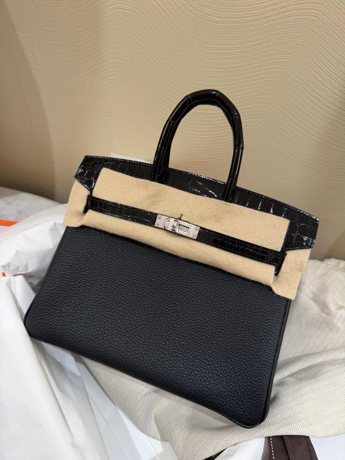 Hermes Birkin 25 Touch Black Togo Shiny Niloticus Palladium hardware