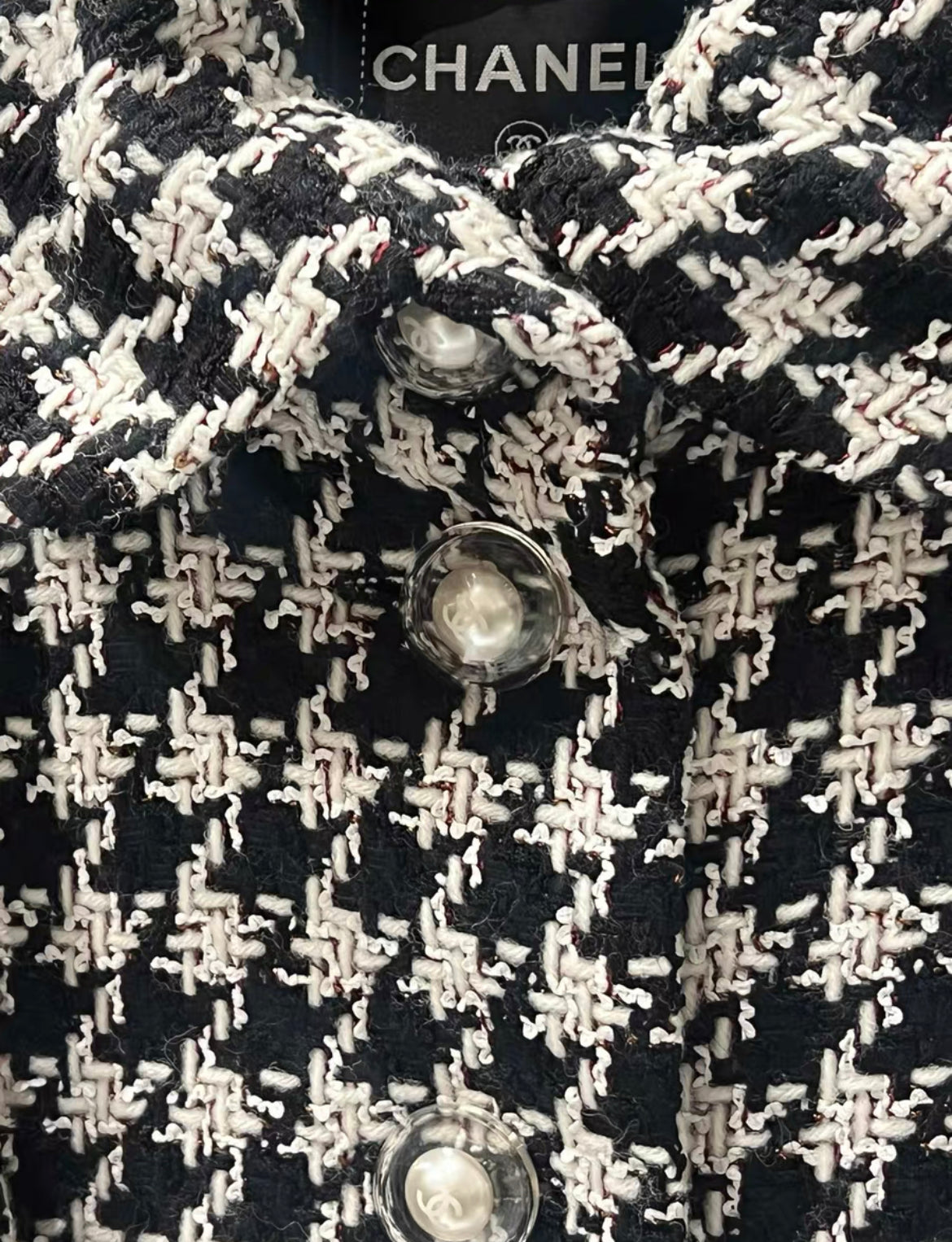 Rare CHANEL 17k white  black Houndstooth Coat size 42