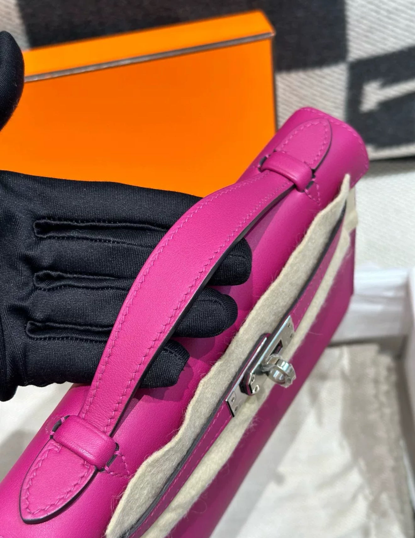 HERMÈS Kelly Pochette Rose Purple Swift Palladium hardware