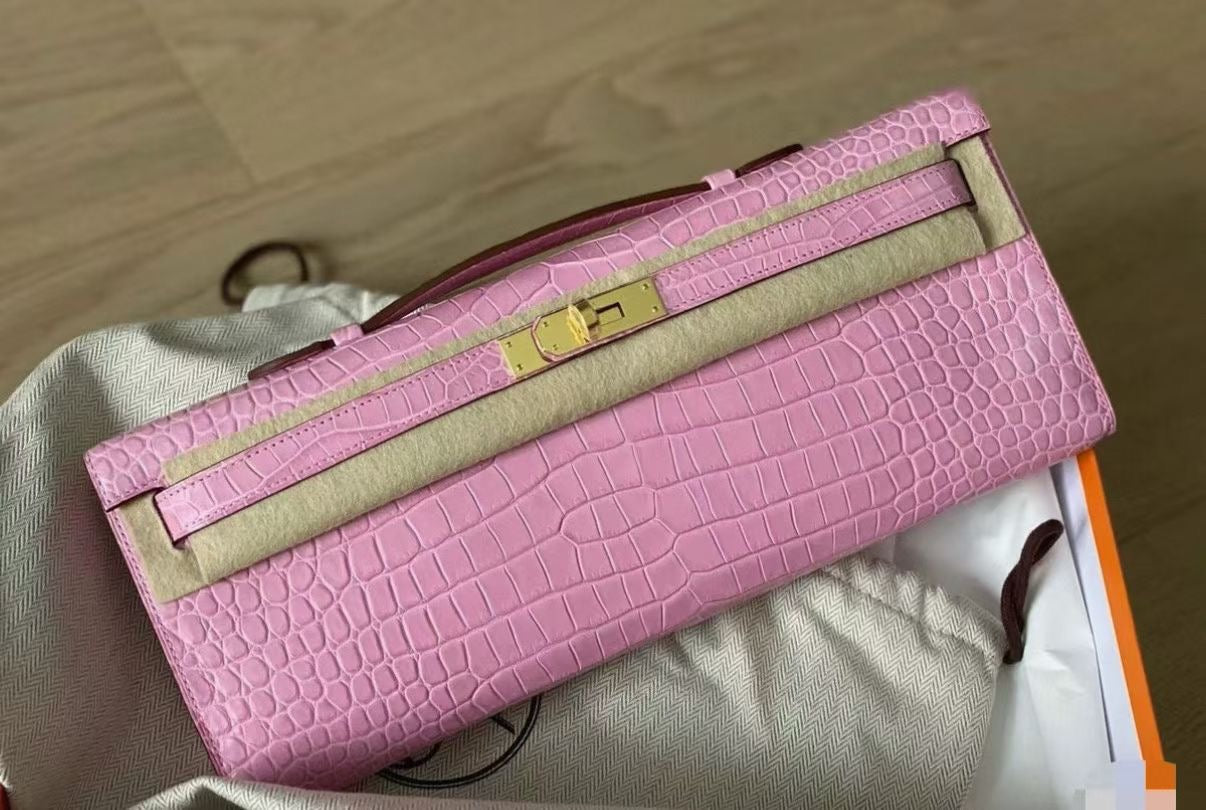 Hermès Kelly Cut 5P Pink Bubblegum alligator leather Gold Hardware