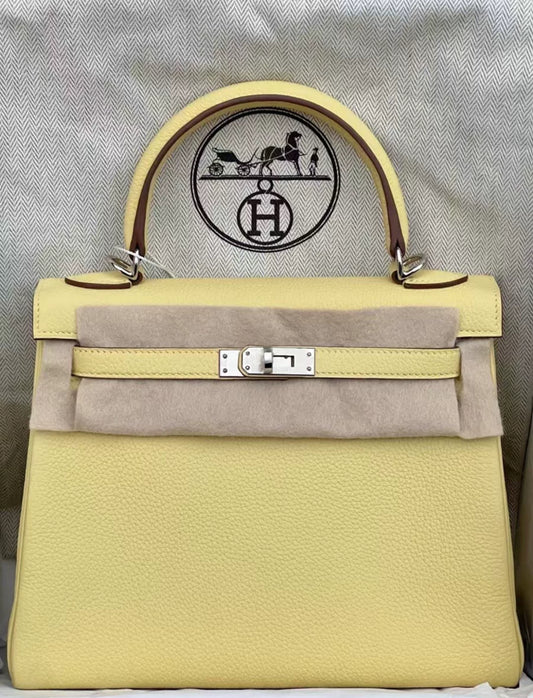 Hermès Kelly 25 Jaune Poussin Togo Leather Palladium Hardware