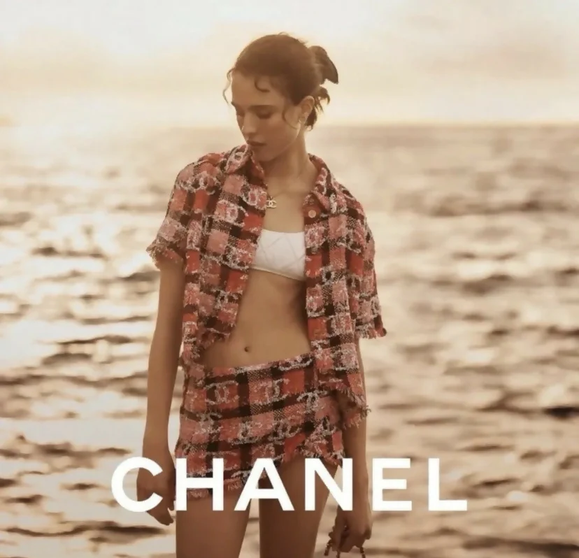 Chanel 22M Coco Beach CC Logo Pink Sequin Fantasy Tweed Blouse Vest FR 36