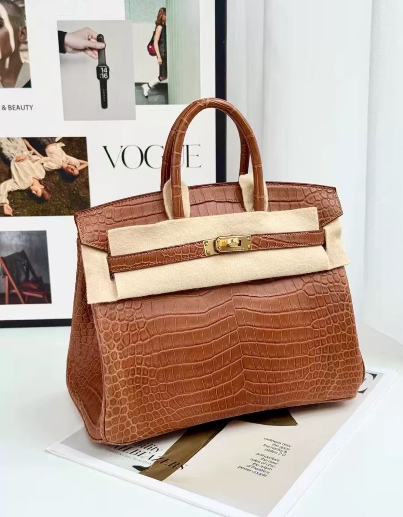 Hermès  Birkin 25 Gold Matte Porosus Crocodile Leather Gold Hardware