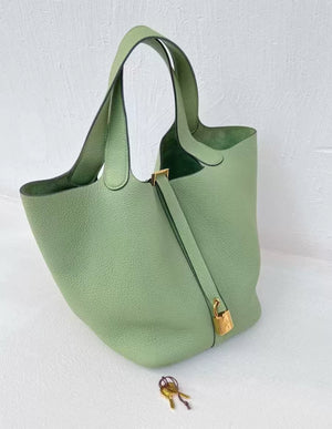 HERMÈS Picotin 22 Vert Criquet Maurice Gold Hardware