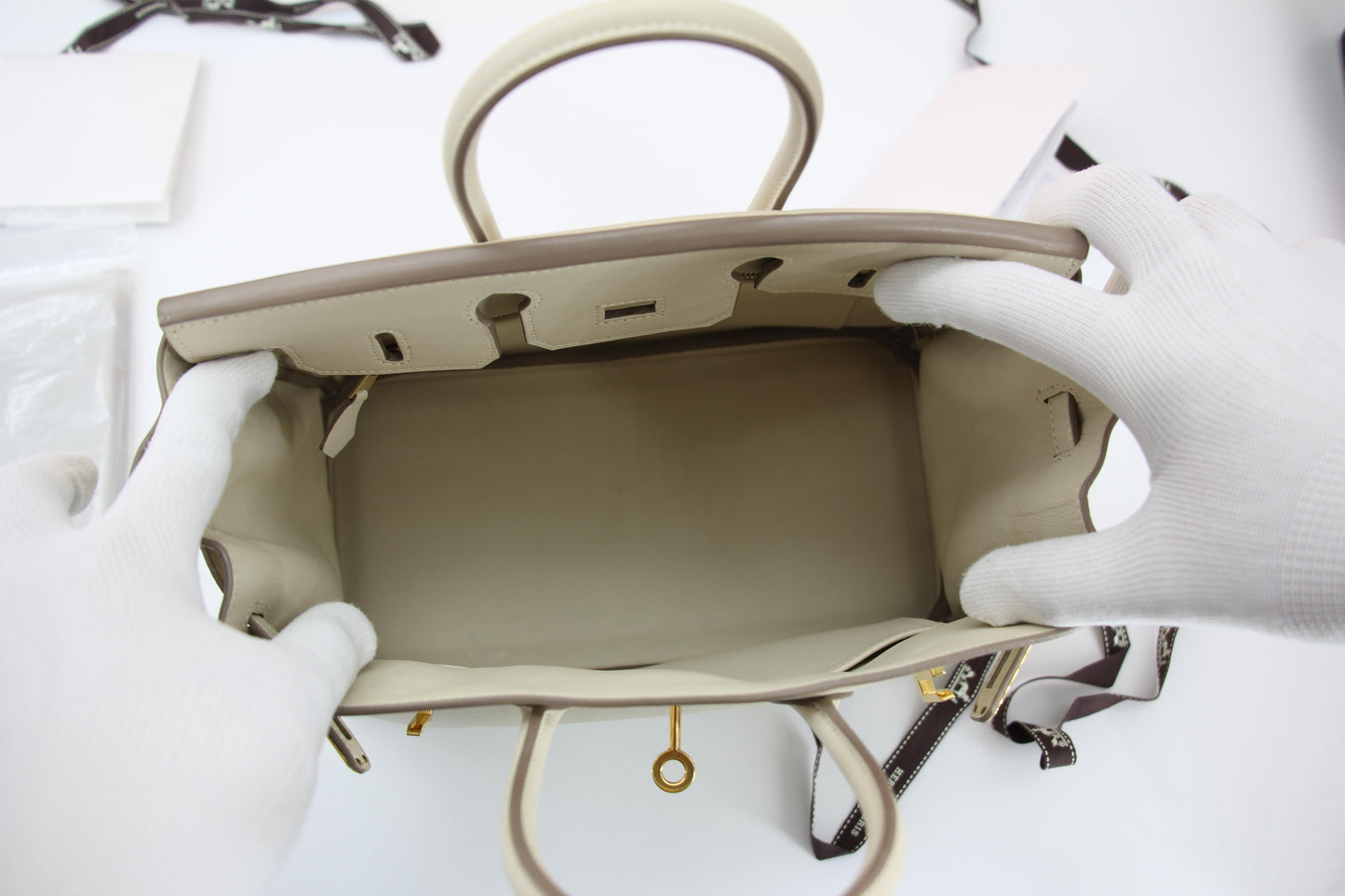 Hermes Birkin 25 Craie Swift leather gold hardware
