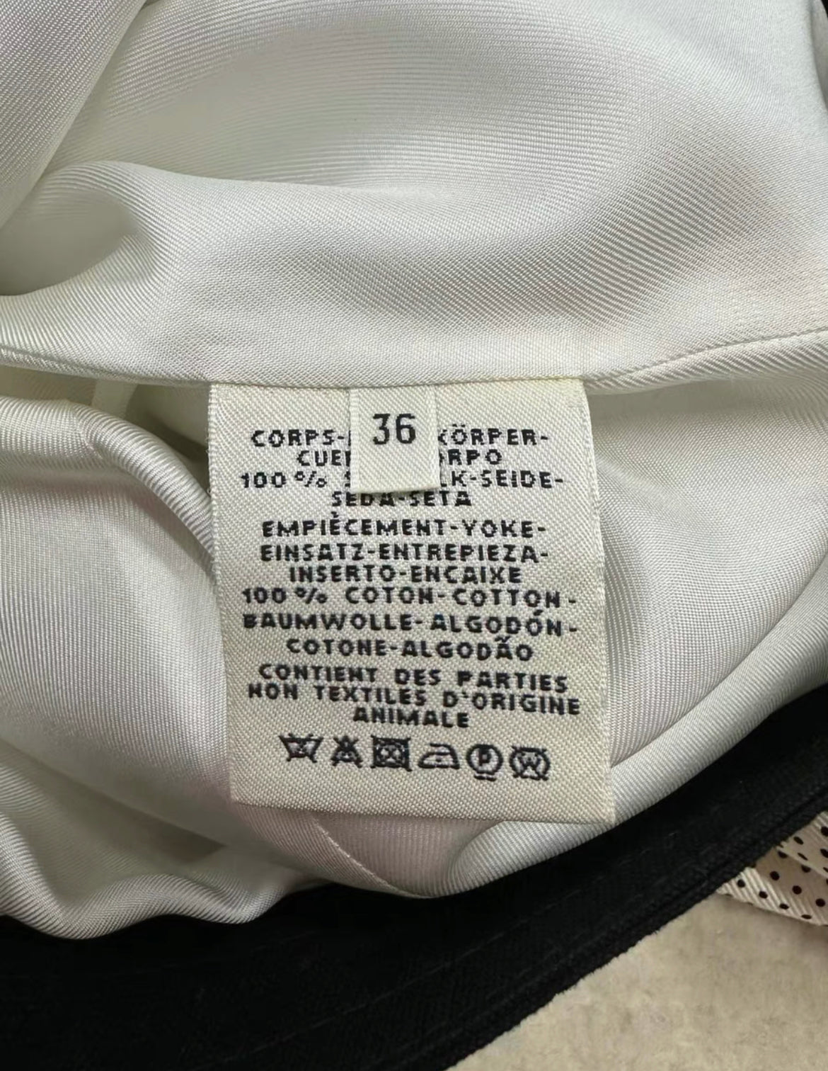 Hermes Black  White "Outdoor" Printed Silk Short Jacket size 36