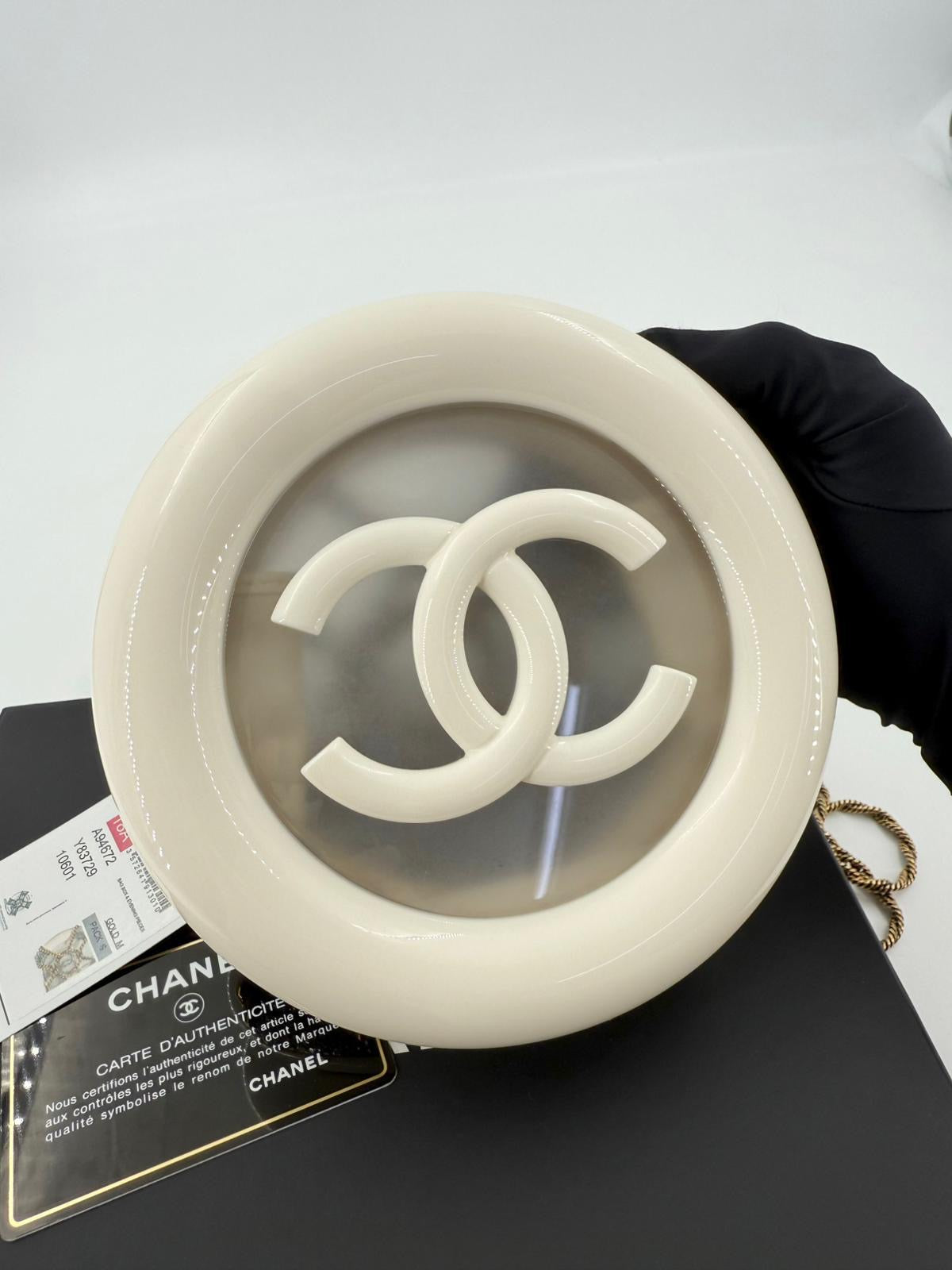 Chanel White Strass and Resin Nautical Wheel Minaudière Bronze Hardware, 2018 Métiers Dart