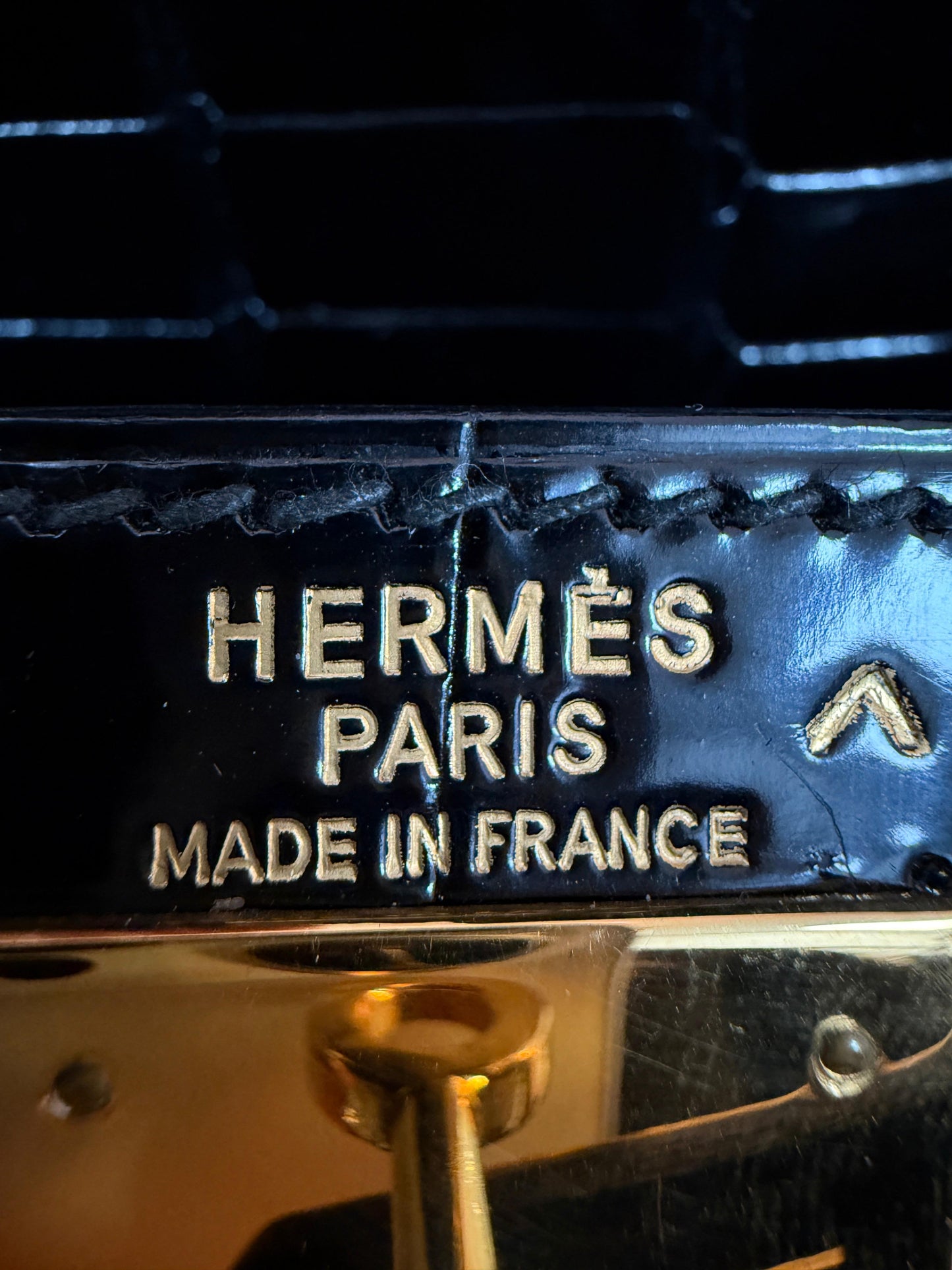 Hermès Kelly Sellier 28 Black Shiny Crocodile Gold Hardware
