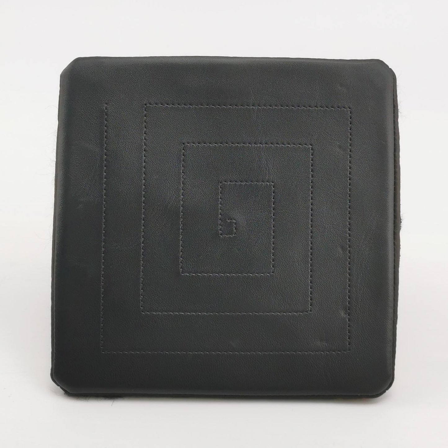 RARE CHANEL 2019 MÉTIERS DART PARIS-EGYPT RUNWAY PYRAMID EVENING BAG
