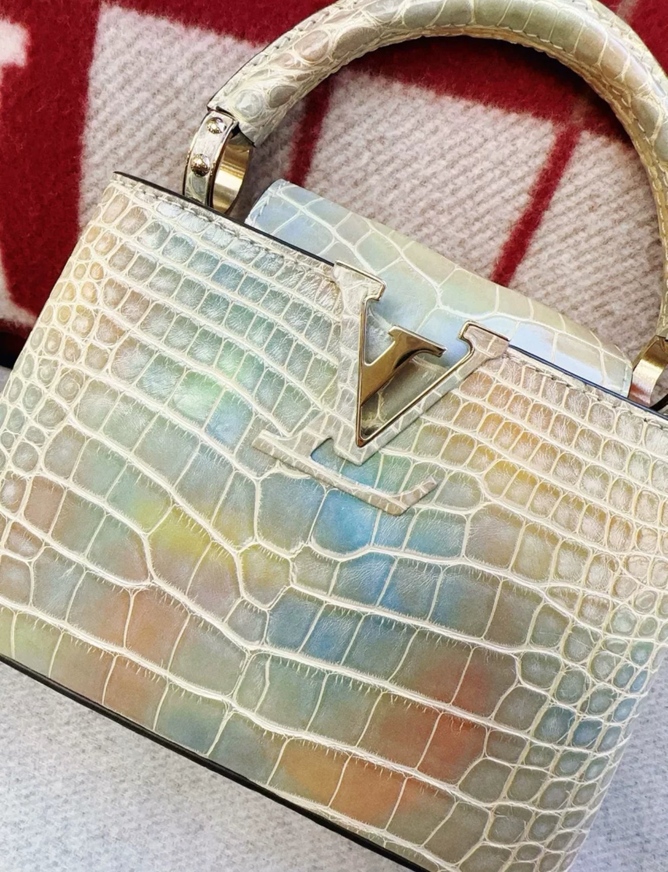 Louis Vuitton Capucines coral alligator leather