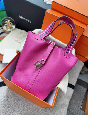 HERMES Picotin 18 Lock Tresage Veau  Epsom Magnolia