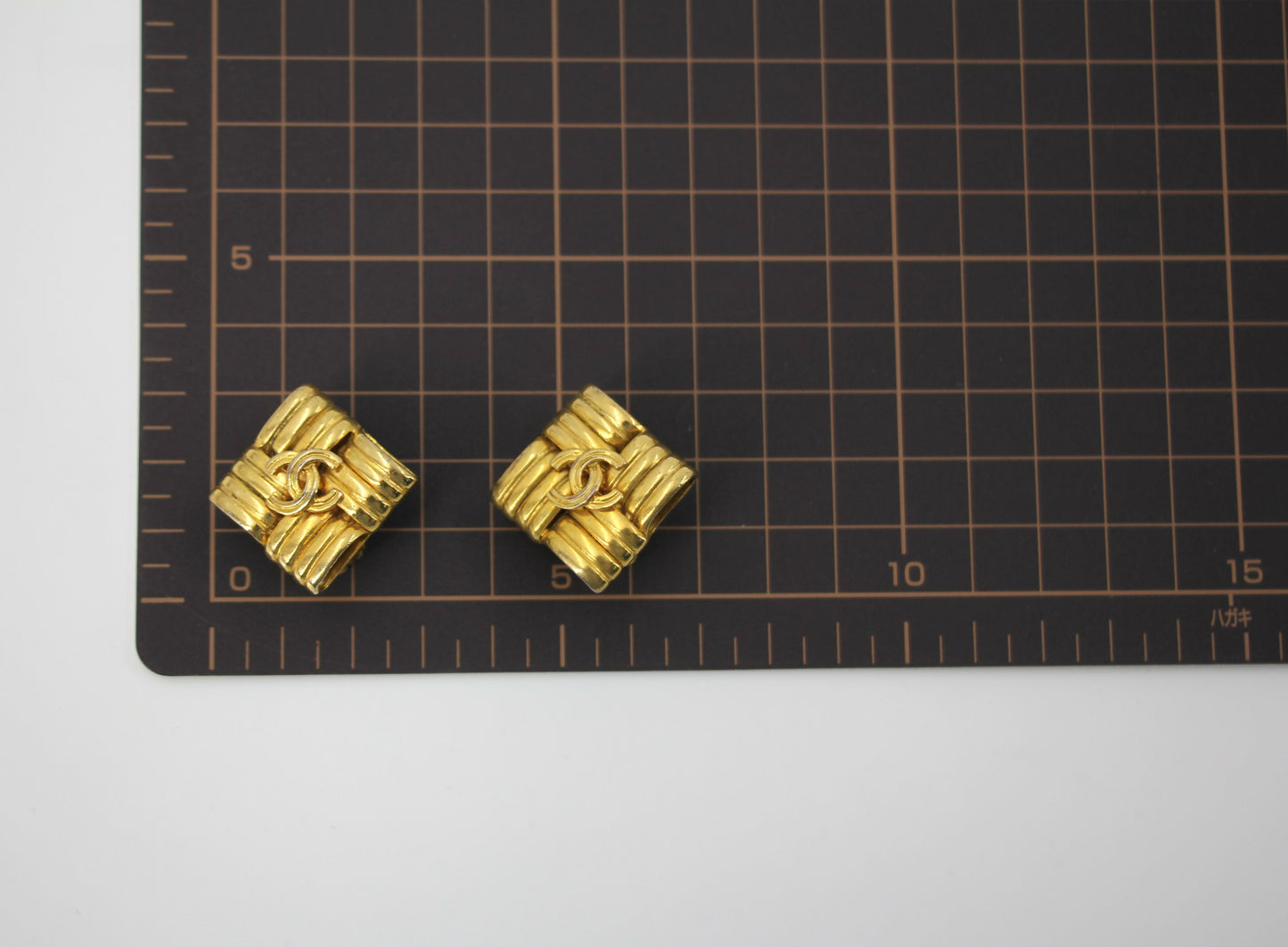 Chanel Vintage 96P Gold-plated Diamond-shaped Clip-on Earrings