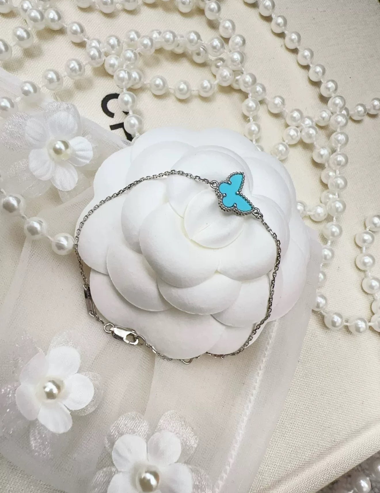 Van Cleef and Arples Sweet Alhambra Butterfly Turquoise White Gold Bracelet