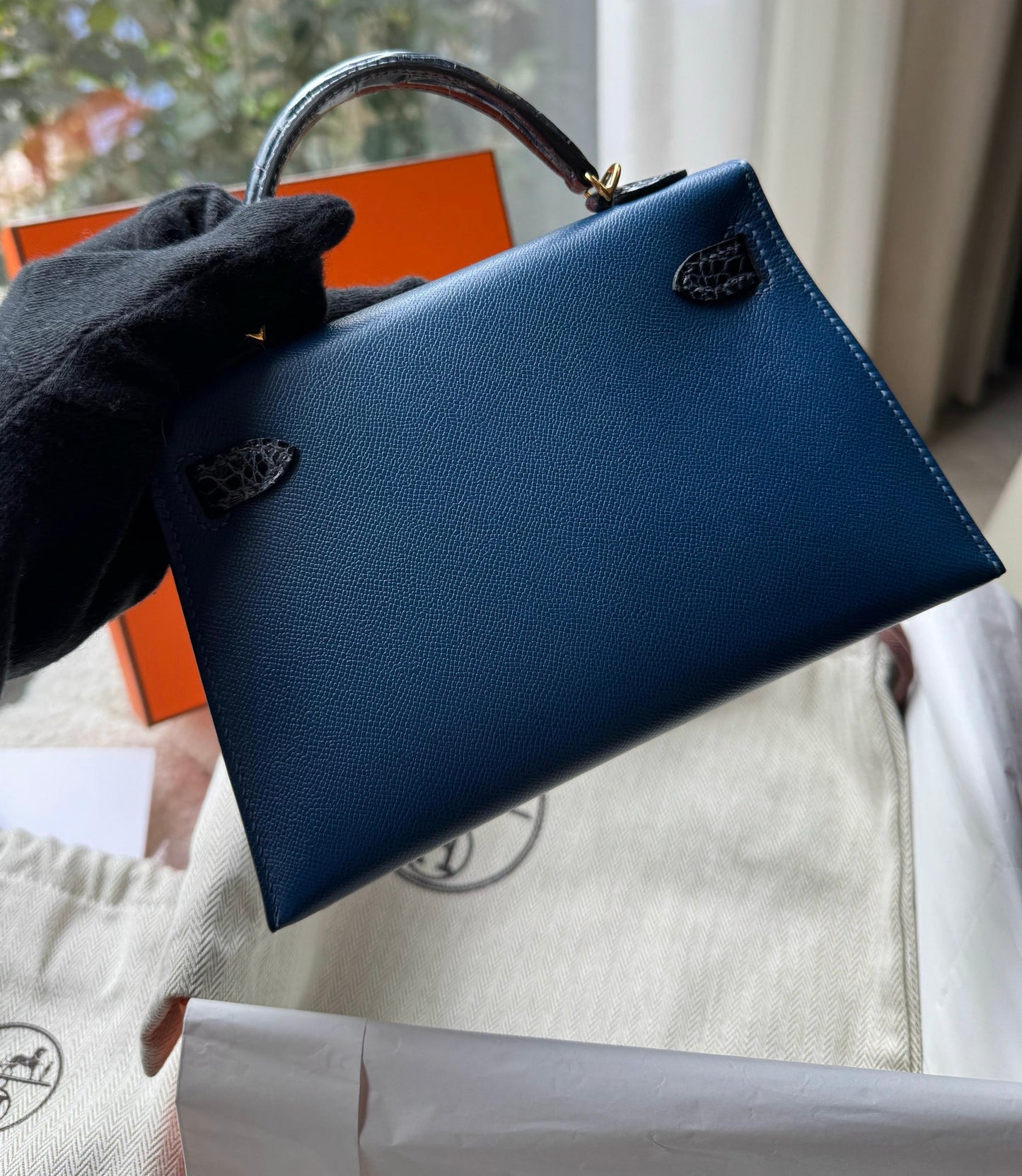 Hermès Mini Kelly 20 Deep Bleu Touch Veau Madame Gold Hardware