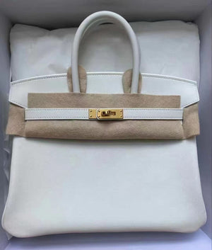 Hermes Birkin 25 Blanc Swift Gold hardware