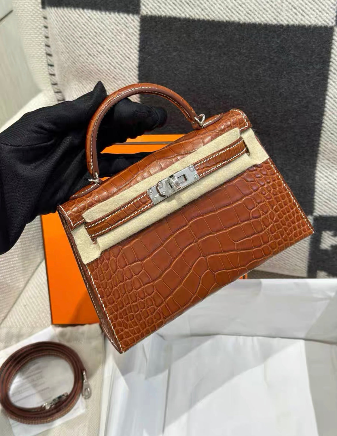 HERMÈS Alligator Mini Kelly in Gold with Palladium hardware handbag Brand New Stamp W
