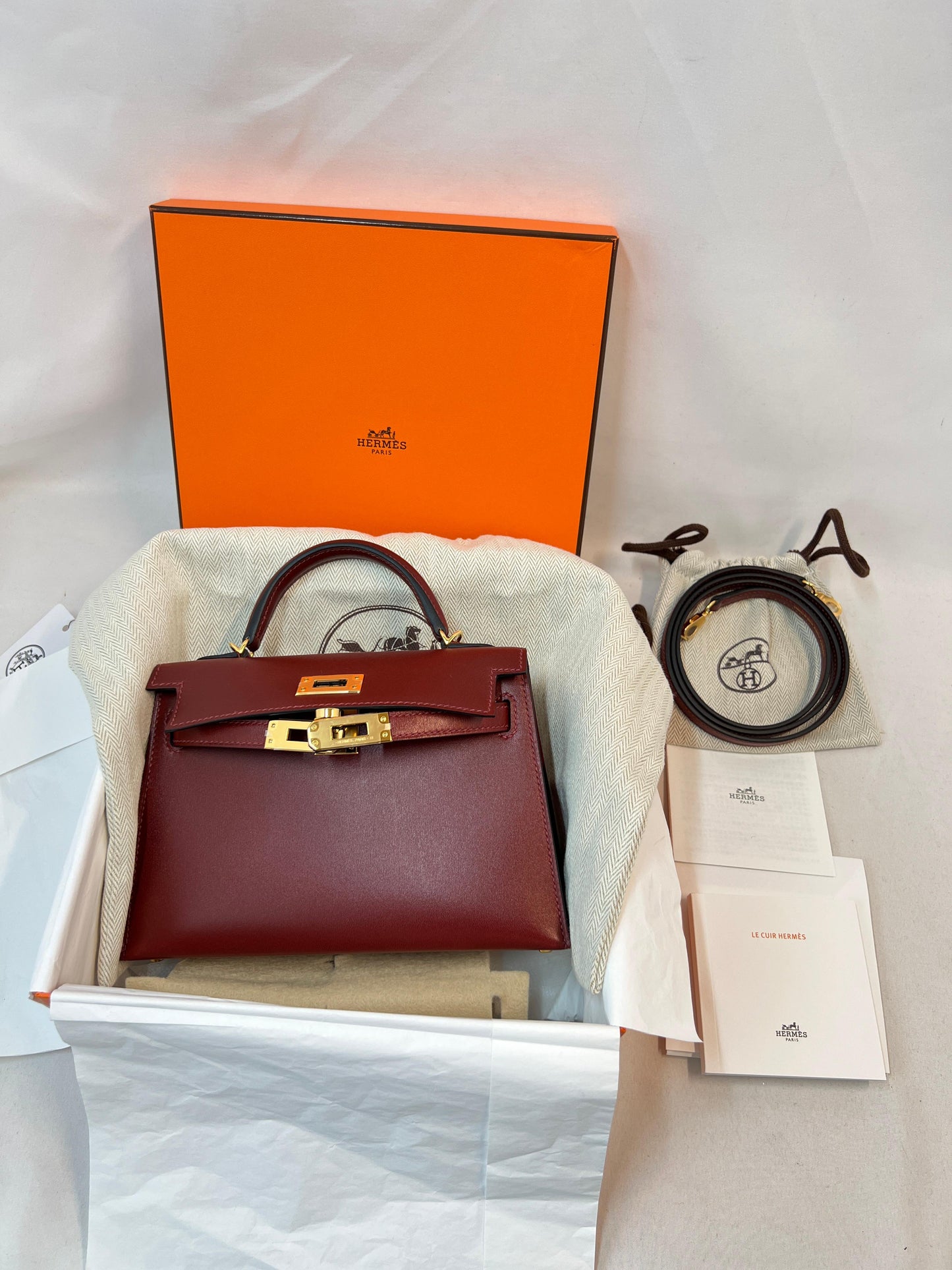 Hermès Mini Kelly Bordeaux (Rouge H) Box Leather Gold Hardware