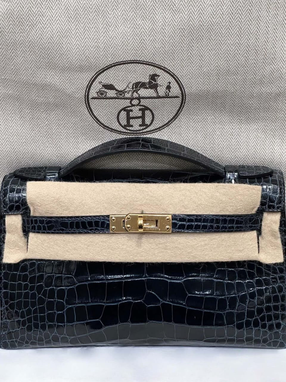 Hermès Kelly pochette Bleu Marine Shiny Alligator Gold hardware