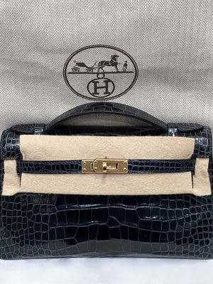 Hermès Kelly pochette Bleu Marine Shiny Alligator Gold hardware