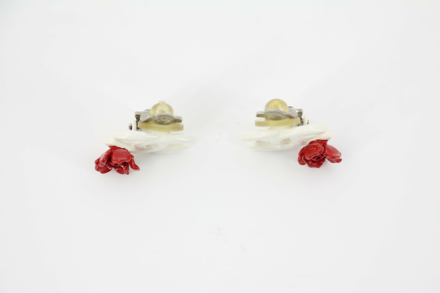 Chanel Vintage 04P Resin Red Flower Clip On Earrings